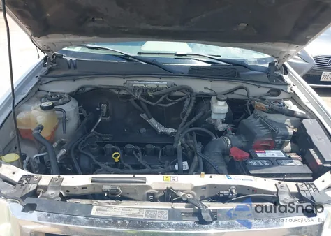 2010 Ford Escape Xls from USA, damaged, VIN 1FMCU0C76AKD47182